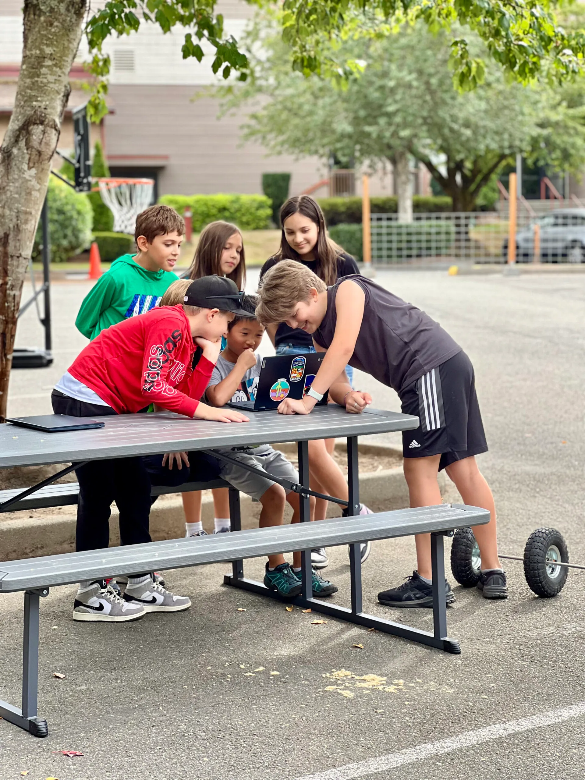 Explorer Studio students collaborating