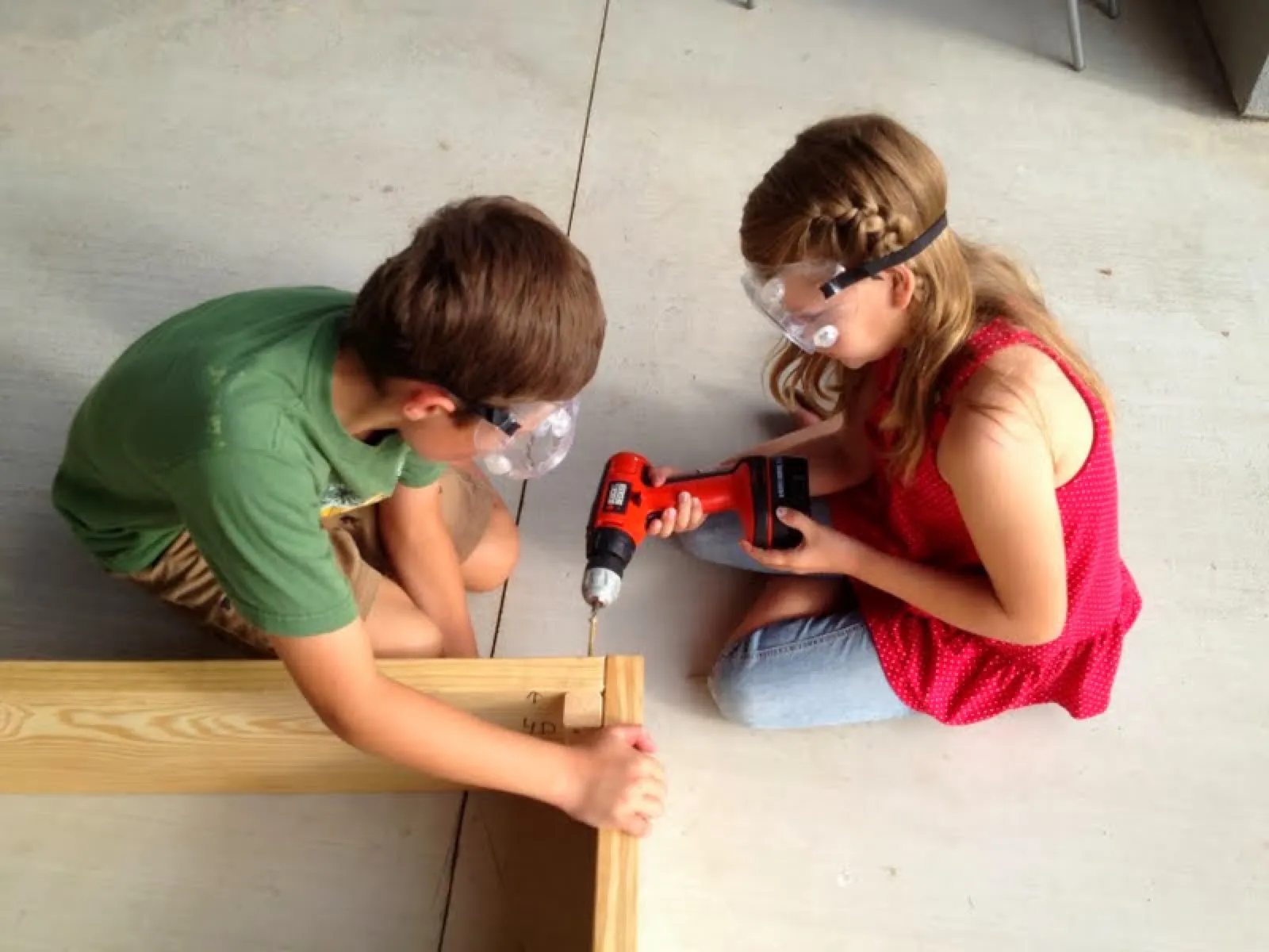 Whether designing an engineering challenge, launching a business, or leading a project, learners apply what they know to solve meaningful problems. Along the way, they practice collaboration, creativity, communication, and resilience—the skills they'll use long after graduation.